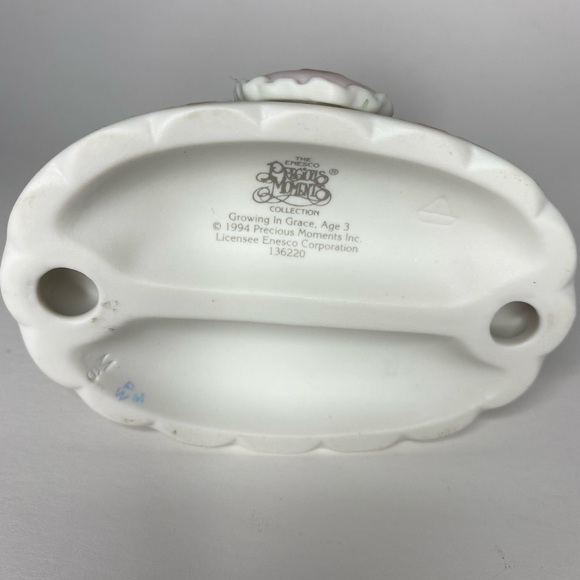 Vintage Precious Moments Growing in Grace Age 3 Figurine Blonde - Picture 5 of 5